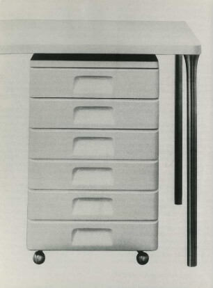 Tisch mit Unterschrank von Vitsoe & Zapf