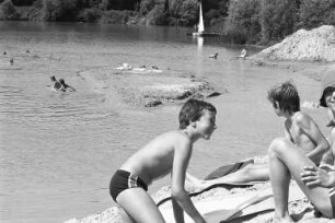 Ignorierung des Badeverbots in Baggerseen