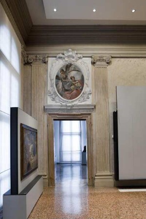 Ca' Pesaro — Portego