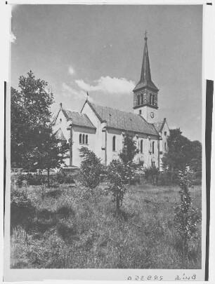 Ottendorf-Okrilla. Kirche
