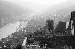 Hirschhorn: Blick auf Burg und Neckar von oben