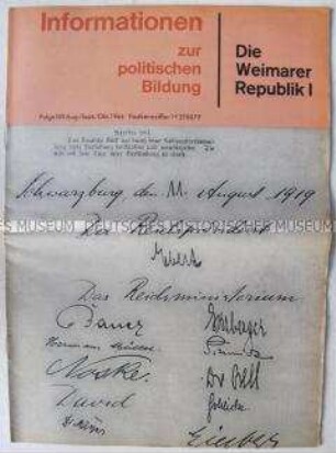 Heft aus der Reihe "Informationen zur politischen Bildung" zur Geschichte der Weimarer Republik - Sachkonvolut