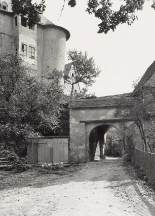 Leutenberg, Schloss Friedensburg, Tor, Außenansicht