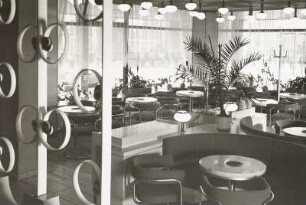 Hauptstraße : Dresden, Eiscafe Kristall