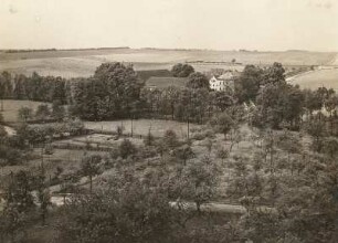 Lommatzscher Pflege. Blick über das Jahnatal mit Gutssiedlung Münchhof nach Südwesten