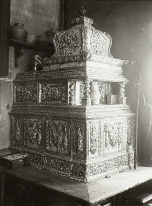 Annaberg-Buchholz, Erzgebirgsmuseum, Kachelofen