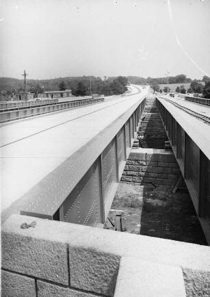 Frankenberg, Autobahn : Frankenberg. Autobahnbrücke