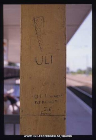 ULI WARTE BIS UM 19 00 | J.R. | Ewimo | ULI
