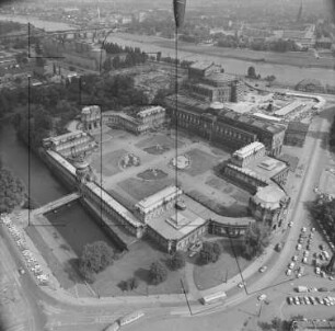 Zwinger in der Inneren Altstadt von Dresden : Blickrichtung Norden