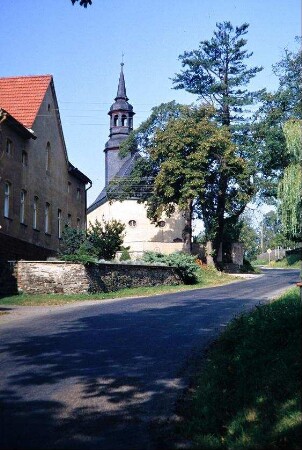 Blick zur Kirche