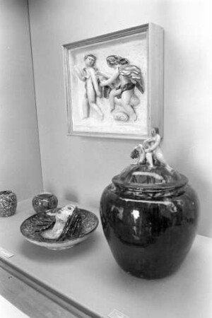 Badisches Landesmuseum. Ausstellung "Karlsruher Majolika"