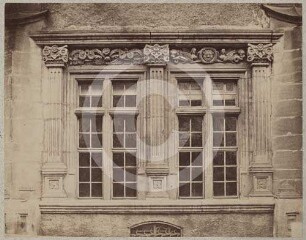 Fenstergruppe am Rathaus Löwenberg