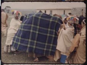 Eine traditionelle Xhosa-Hochzeit mit christlichem Abschluß (Südafrika, Ciskei)