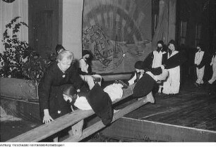 Schule, u.a. Dresden, 11. POS Alexander Zawadzki, Annenstrasse, Neubau - 1. Oberschule (ab 1967: 1. POS Dr. Kurt Fischer) - Lichtenau, Schuljubiläum, Festumzug - Entenzucht - Unterricht: Mathematik, Geographie - etc., August 1962 - Mai 1963