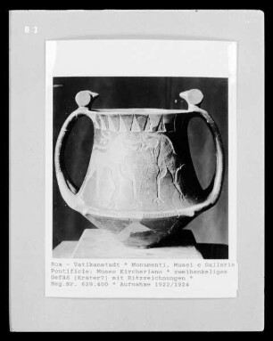 Krater mit Ritzzeichnungen