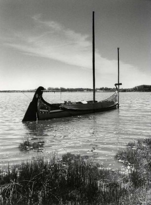 Typisches Algenfischerboot in der Lagune von Aveiro