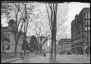 Portland, Oregon. Fifth Street and Post Office