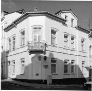 Wohnhaus; Bad Homburg, Kasernenstraße 6