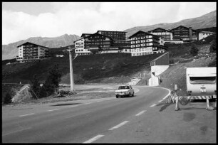 Hochgurgl: Timmeljochstraße, höchst gelegene Hotelsiedlung, Ferienhäuser