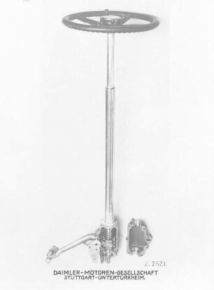 Steuersäule für 16/45 PS-Wagen : Technikgeschichte | Maschinenbau | Verkehrswesen | Autowesen