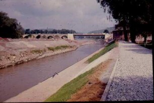 Esslingen, Pliensaubrücke, flussabwärts