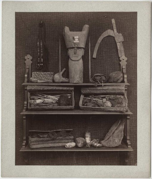 Textiles, spindle whorls, wooden figurines, etc. from the Macedo Collection