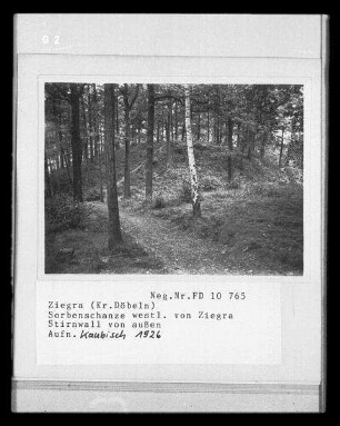 Sorbenschanze westlich von Ziegra, Stirnwall von außen
