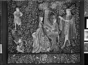 Rohan-Teppich: Pierre de Rohan el l'orgue