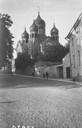 Kirche : Blick auf die russische Kirche am Domberg zu Tallinn