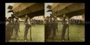 Zeppelin unter Bewachung bei Biberach