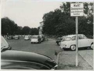 Zonengrenze an der Königsstraße in Berlin-Wannsee