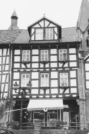 Wohnhaus, Fachwerk; Gelnhausen, Untermarkt 10