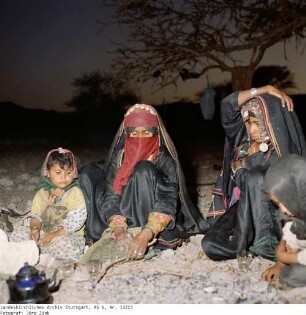 Familie am Feuer - Sinai - Familie Salem