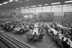 25jähriges Jubiläum der in Neureut stationierten 6981 Civilian Labour Group. Deutsch-amerikanische Feierstunde in der Carl-Benz-Halle
