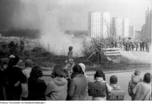 Dresden, Johannstadt-Nord. Feuerwehreinsatz, Juli 1975