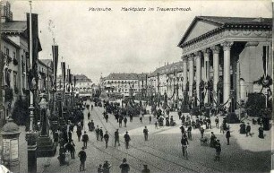 Postkartensammlung Weis mit Ansichten Karlsruhes. Marktplatz