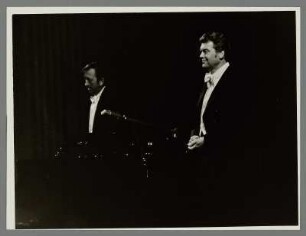 Hermann Prey und Leonard Hokanson : Portrait des Sängers Hermann Prey und des Pianisten Leonard Hokanson in der Staatsoper Berlin
