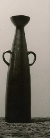 Vase mit Henkel von Dorothee Colberg-Tjadens
