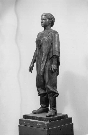 Traktoristin : Traktoristin. Bronze (1953; W. Arnold)