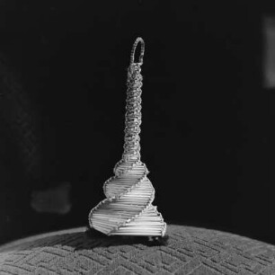 Strohflechtarbeiten. Handwerkskunst