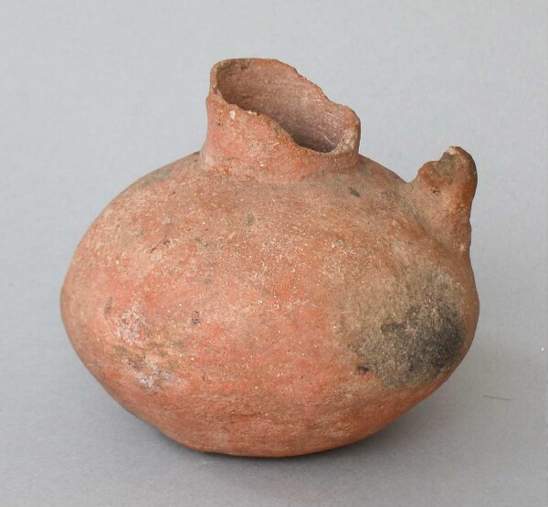 Clay vessel