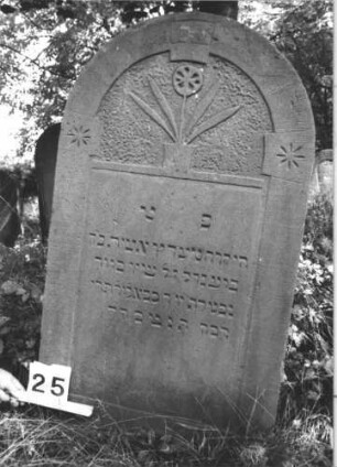 Grabstein 25