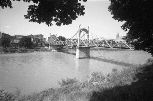 Oberndorf, Österreich: Salzachbrücke nach Laufen