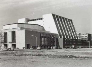 Köln, Opernhaus, Ansicht von Nordosten von der Glockengasse