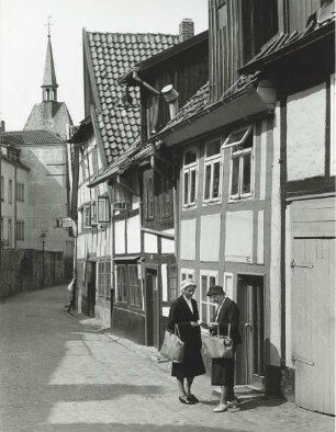 Buchmauerstraße. Detmold. Blickrichtung Westen, im Hintergrund der Turm vom St. Bonifacius