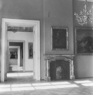 Dresden-Pillnitz. Raumaufnahme. Interimsquartier der Dresdner Gemäldegalerie in Schloss Pillnitz