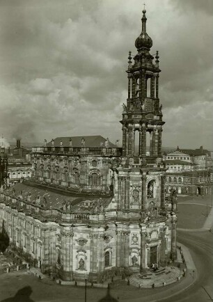 Katholische Hofkirche