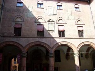 Bologna: Palazzo Comunale