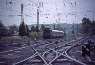 Vaihingen/Enz-Nord Lok 144 010 N6038 BnB-Wagen Gleisanlagen