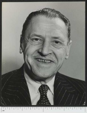 Porträtaufnahme William Somerset Maugham